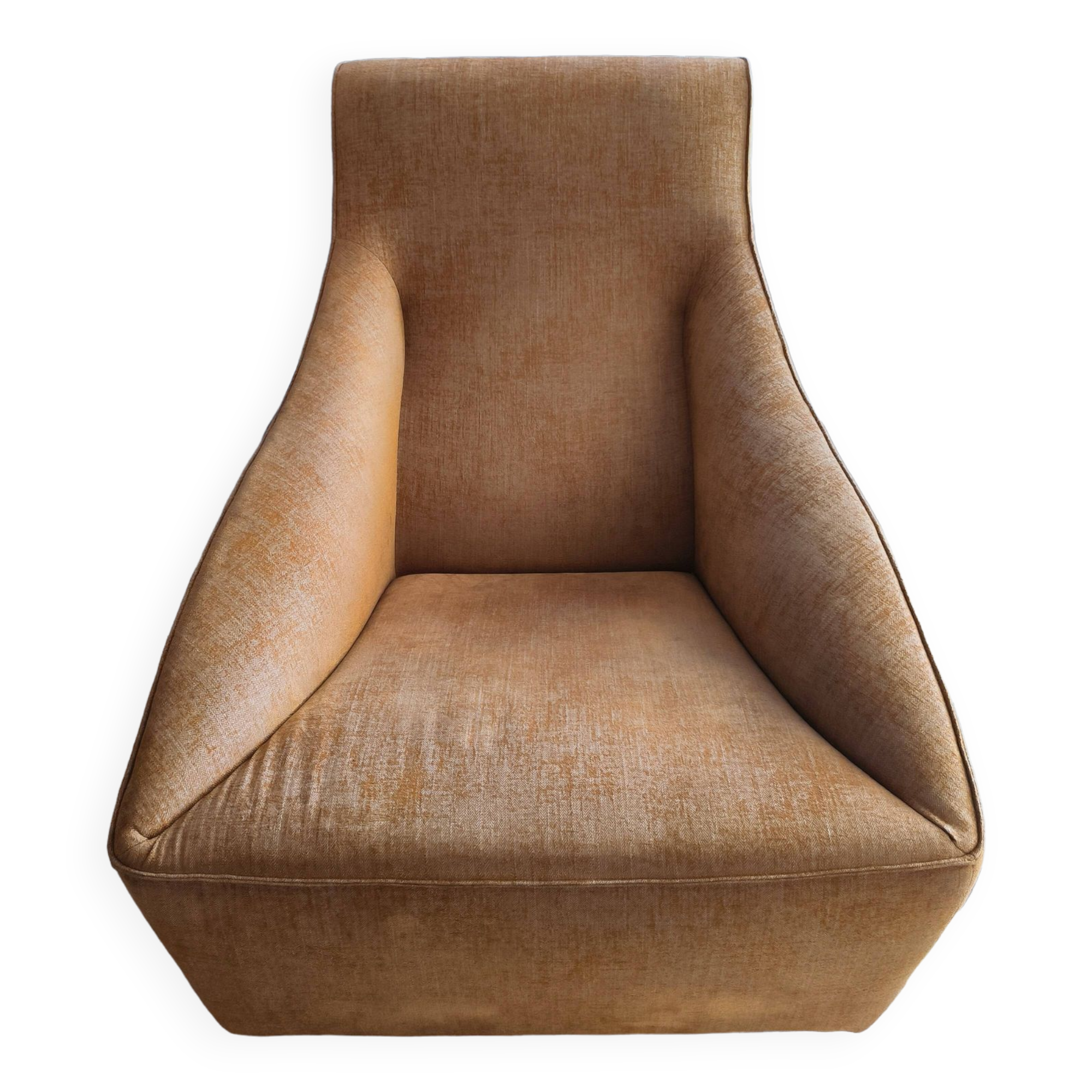 Doda armchair with armrests