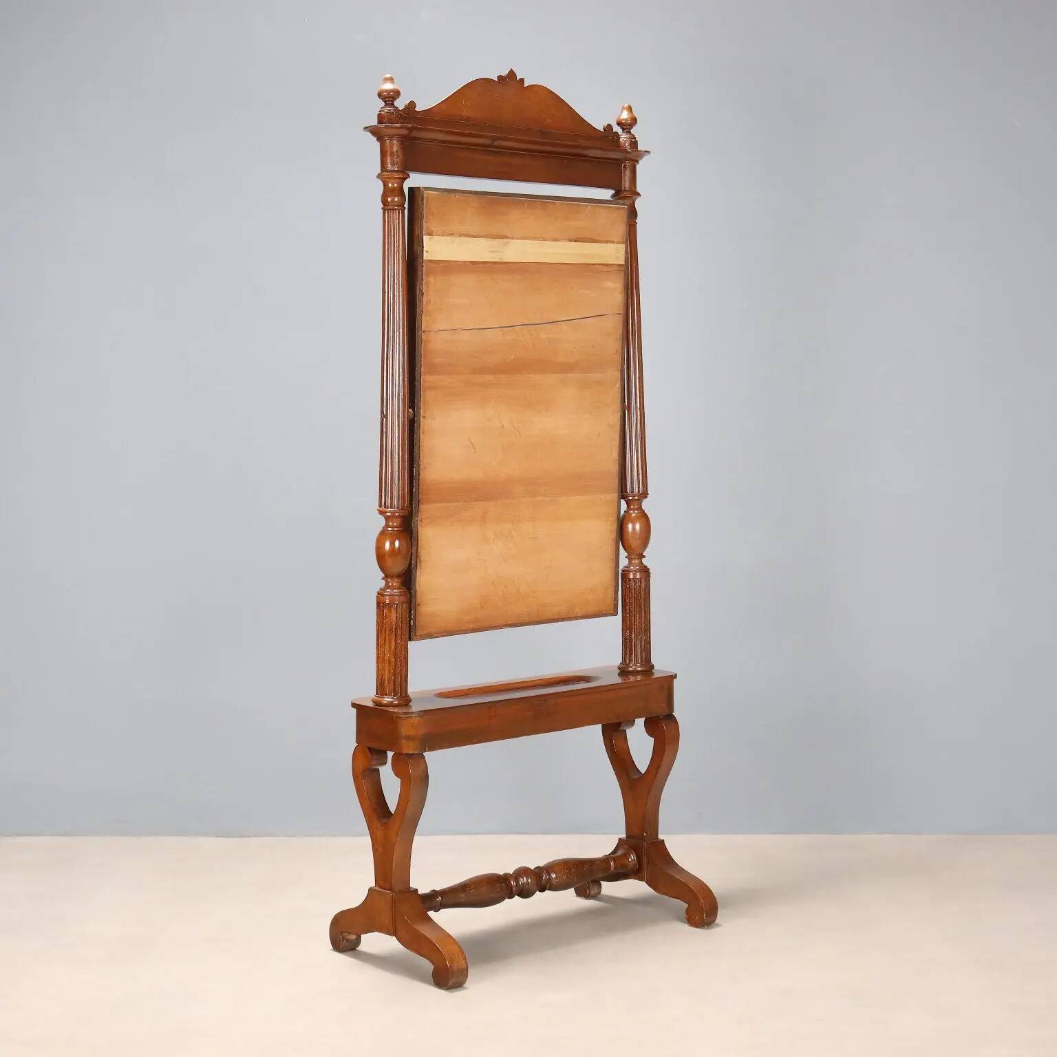 Antique Louis-Philippe mirror in carved walnut, Italy, 19th century.