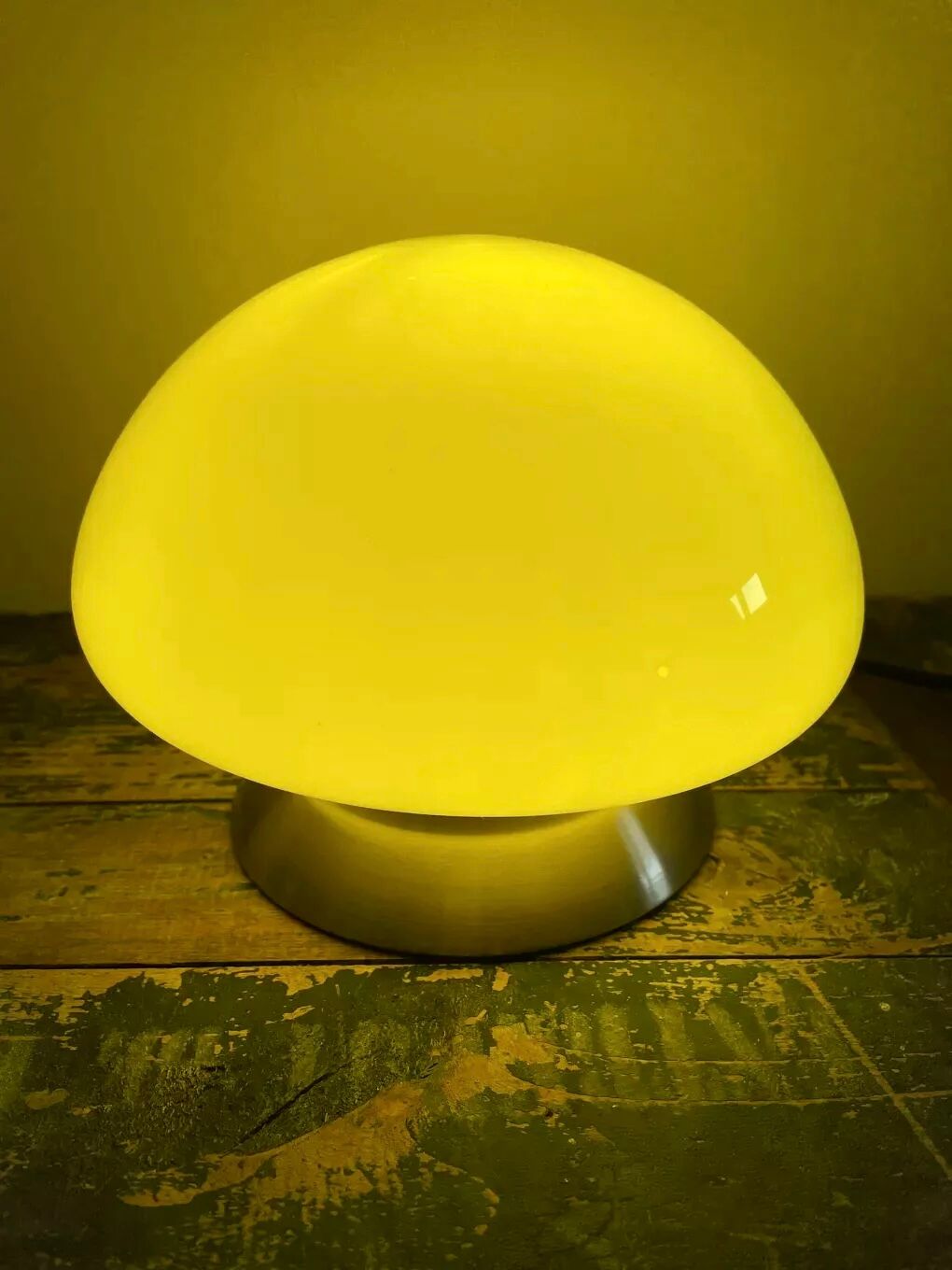 Green mushroom lamp touch UFO