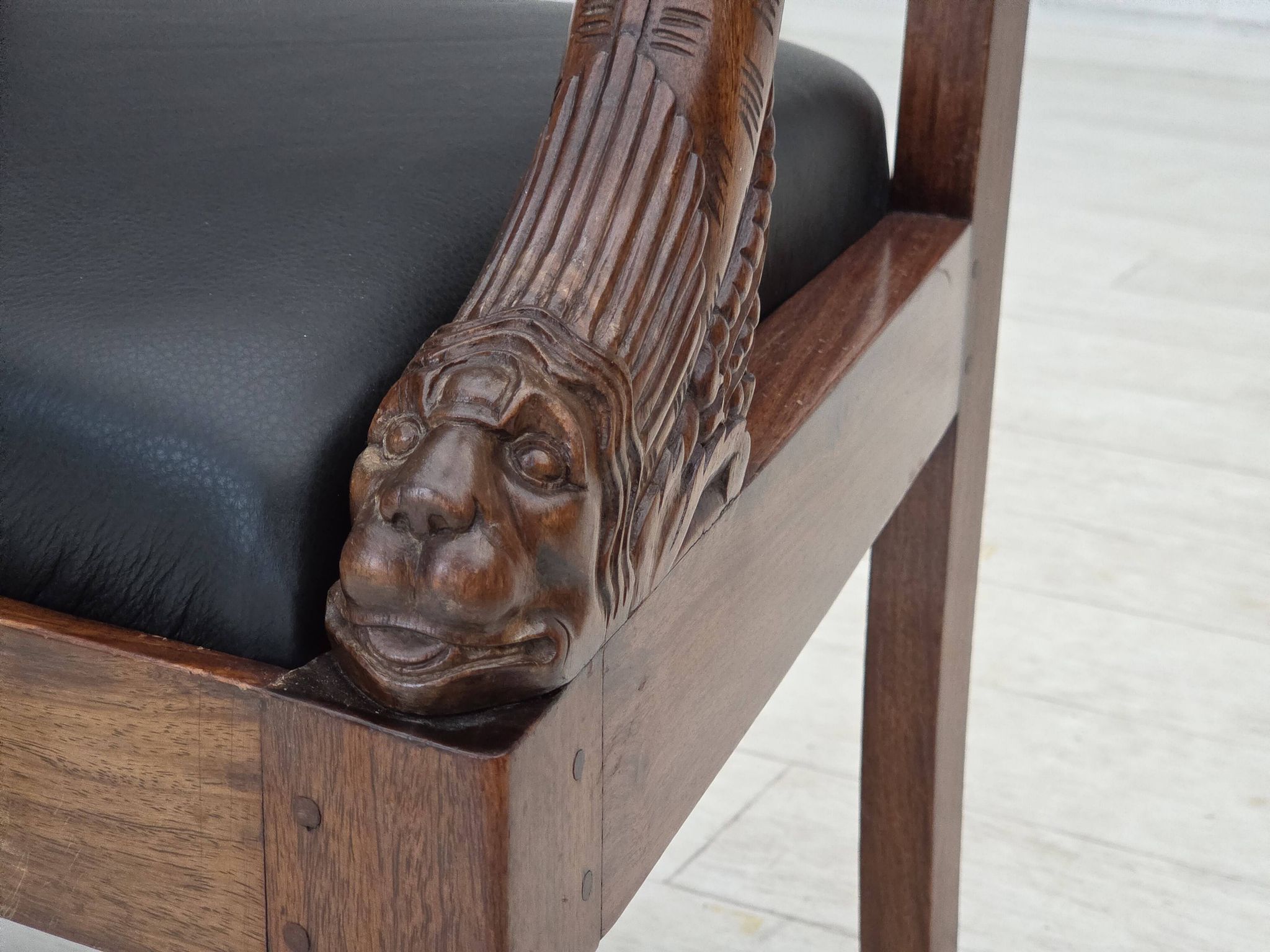 1920-30s, set of 2 armchairs, design after Georges Jacob, carved teak wood.