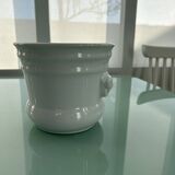 Cache-pot en porcelaine blanche