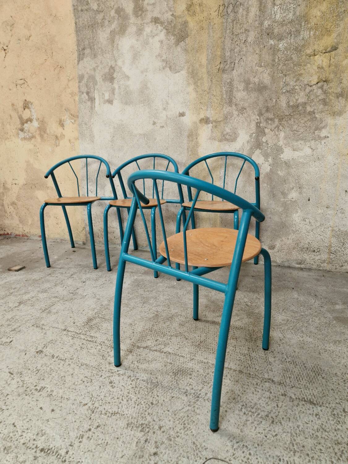 6 designer school chairs