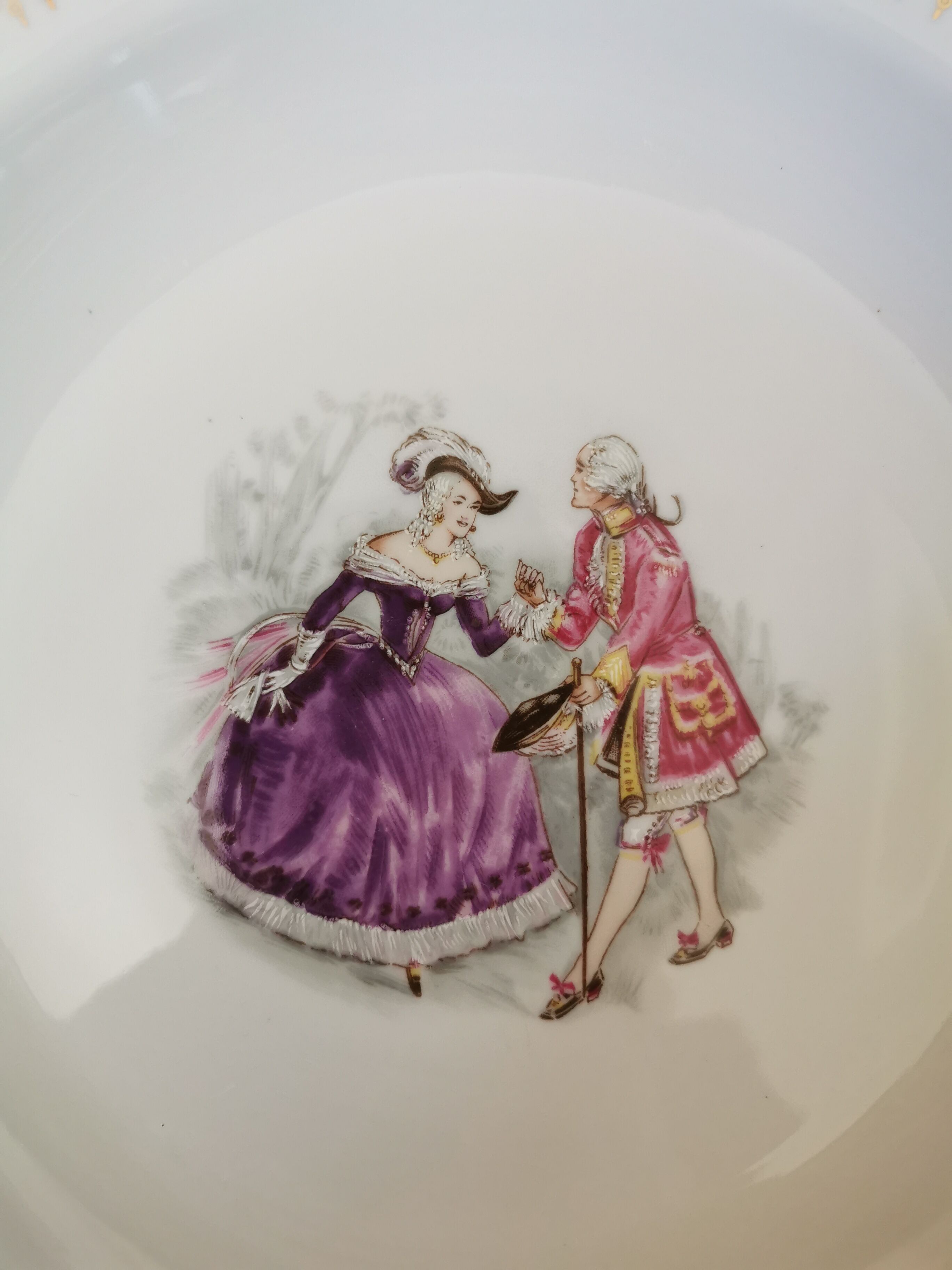 Vintage porcelain hollow plates
