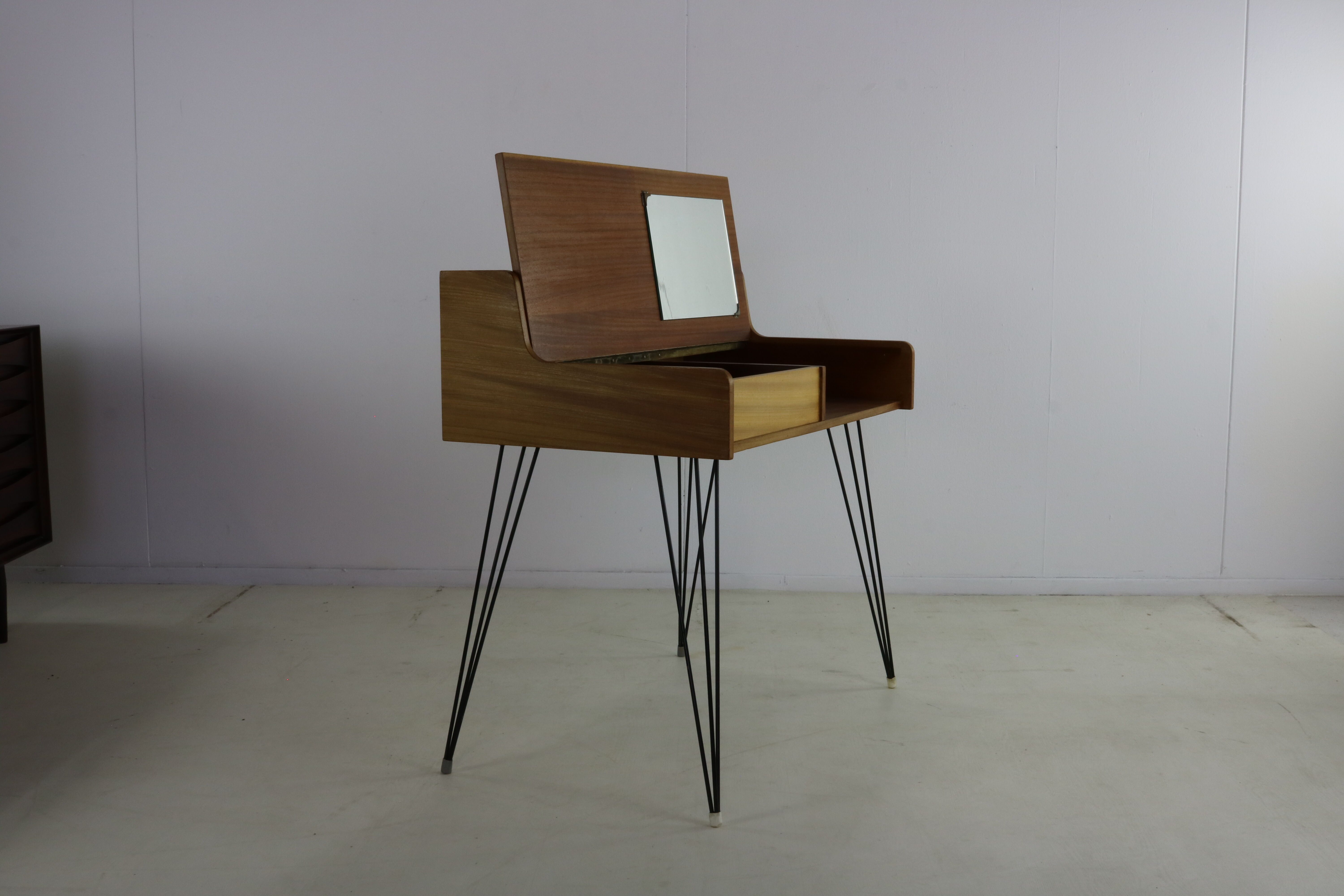 Dutch design hairpin desk / dressing table