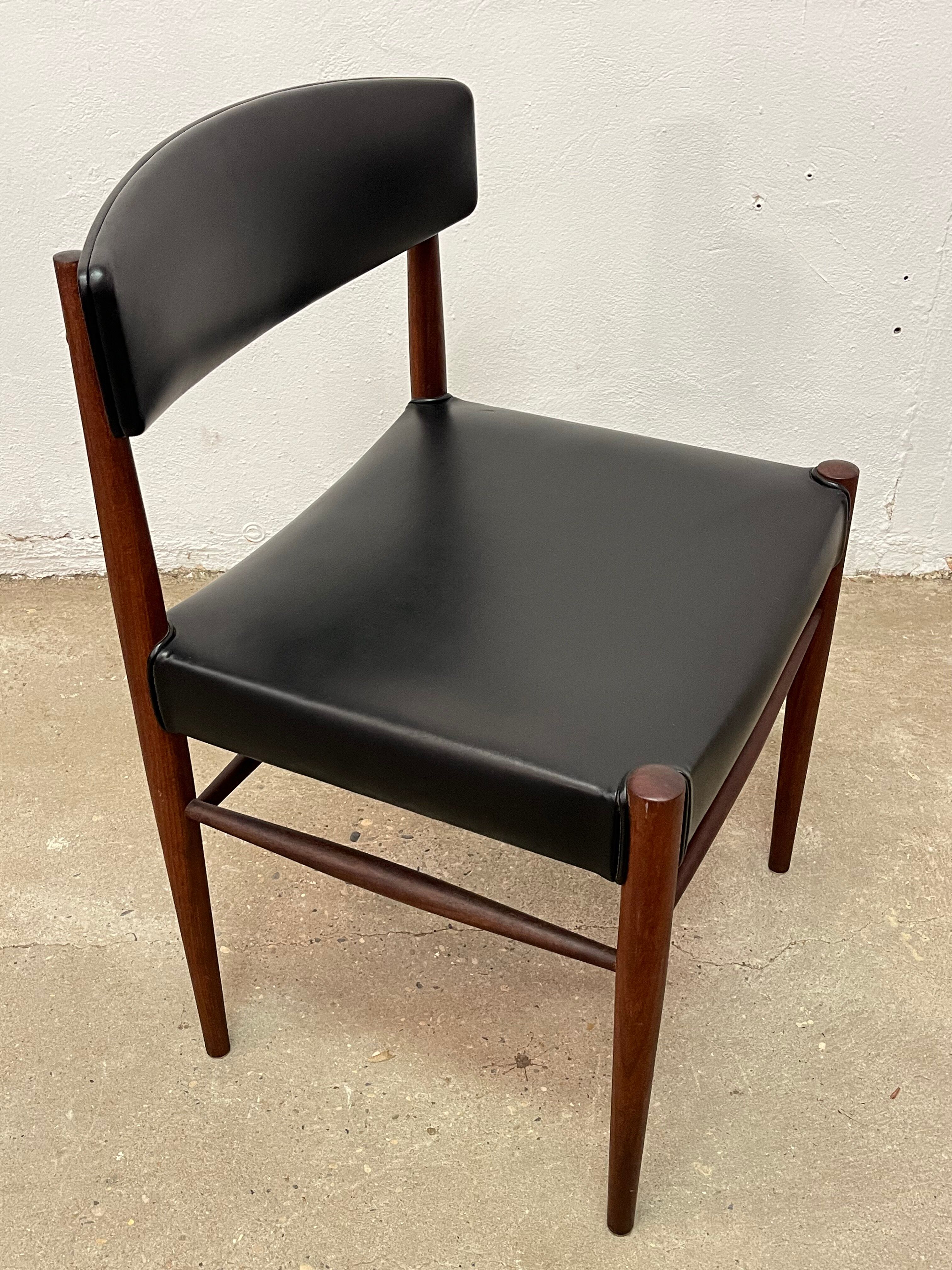 Paire de chaises style scandinave