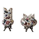 2 vases en porcelaine et piètement en bronze, XIXème s.