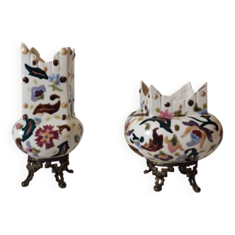 2 vases en porcelaine et piètement en bronze, XIXème s.