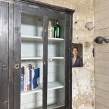 Display cabinet in patinated wood