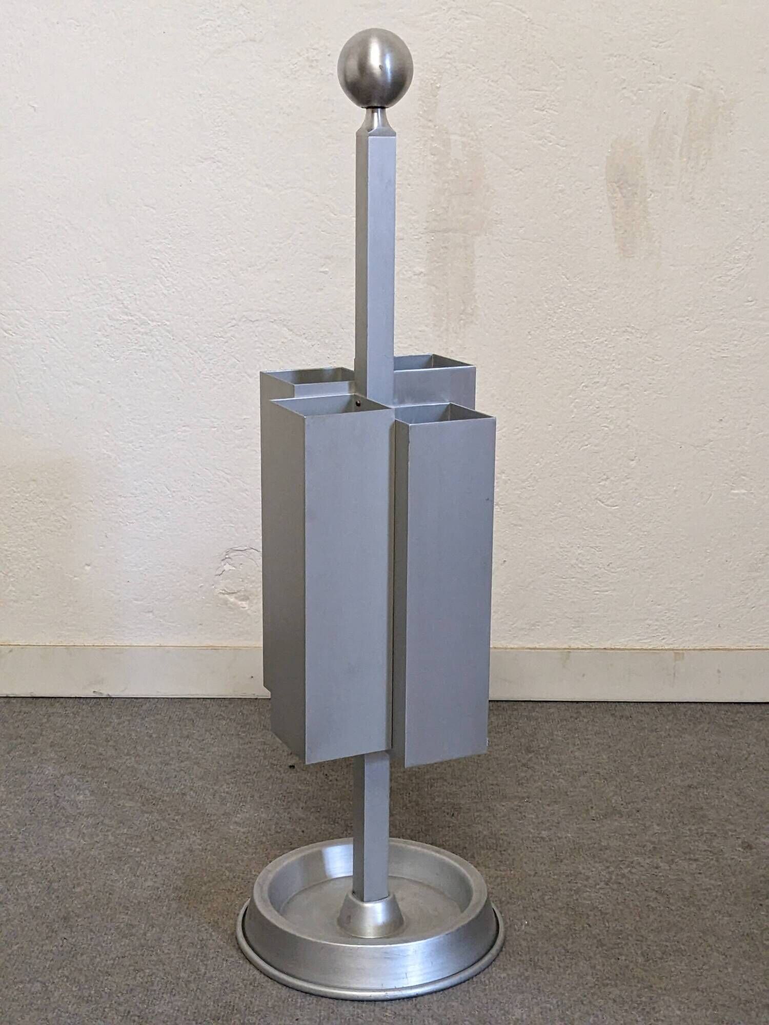 Aluminum umbrella stand by Walter & Moretti, France circa 1970
