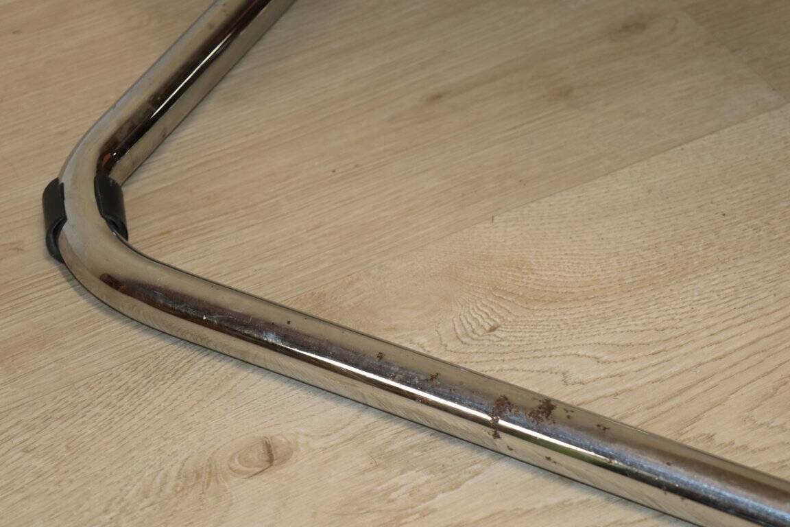 Chaise vintage "MR10" par Ludwig Mies van der Rohe