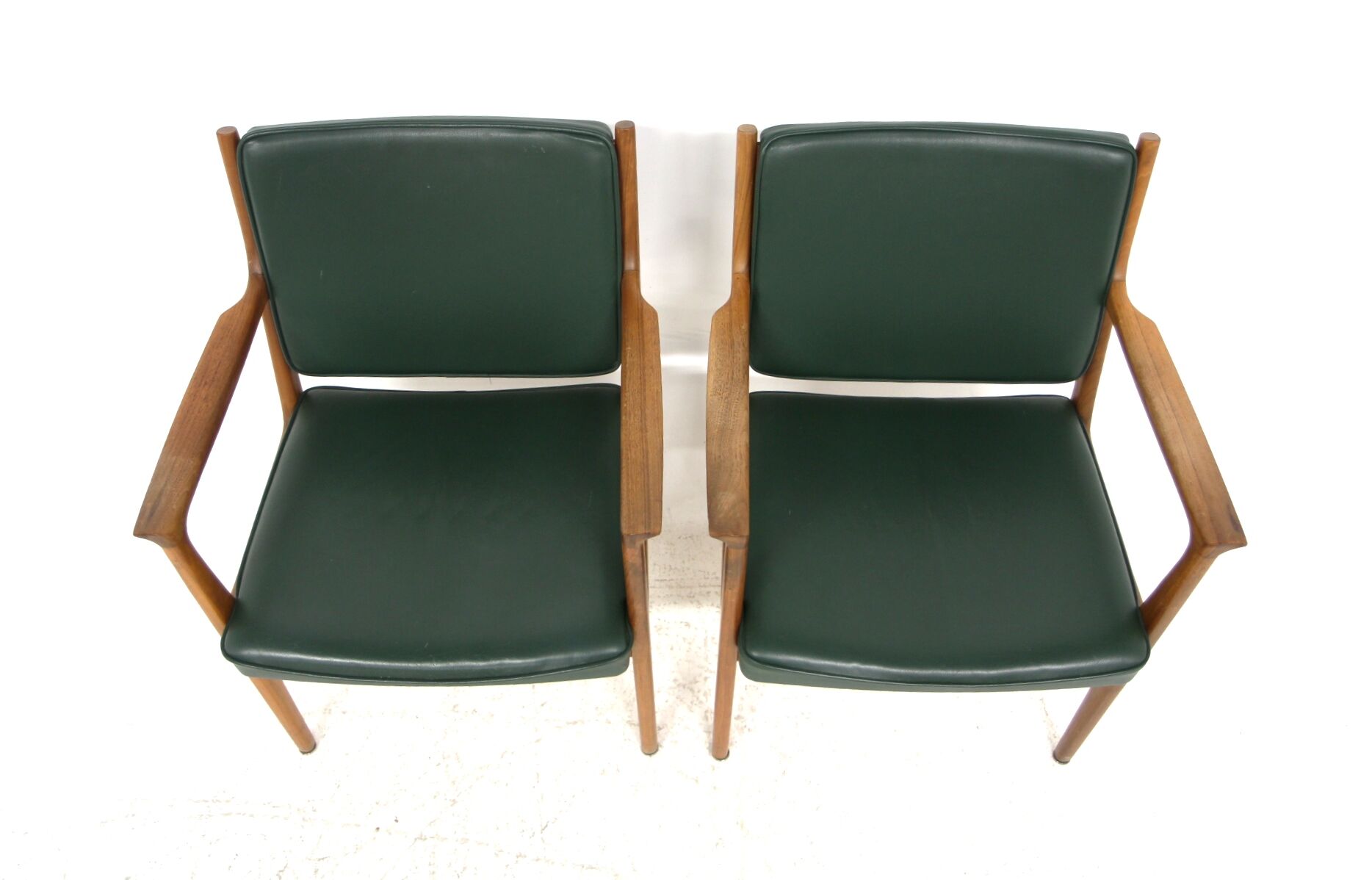 Set of 2 leather armchairs, Karl Erik Ekselius, Sweden, 1960