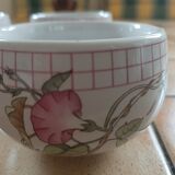 Tea cups