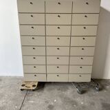 Clamshell cabinet