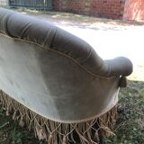 Napoleon III toad sofa