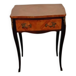 Table d’appoint style - louis