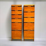 Deux étagères vintage