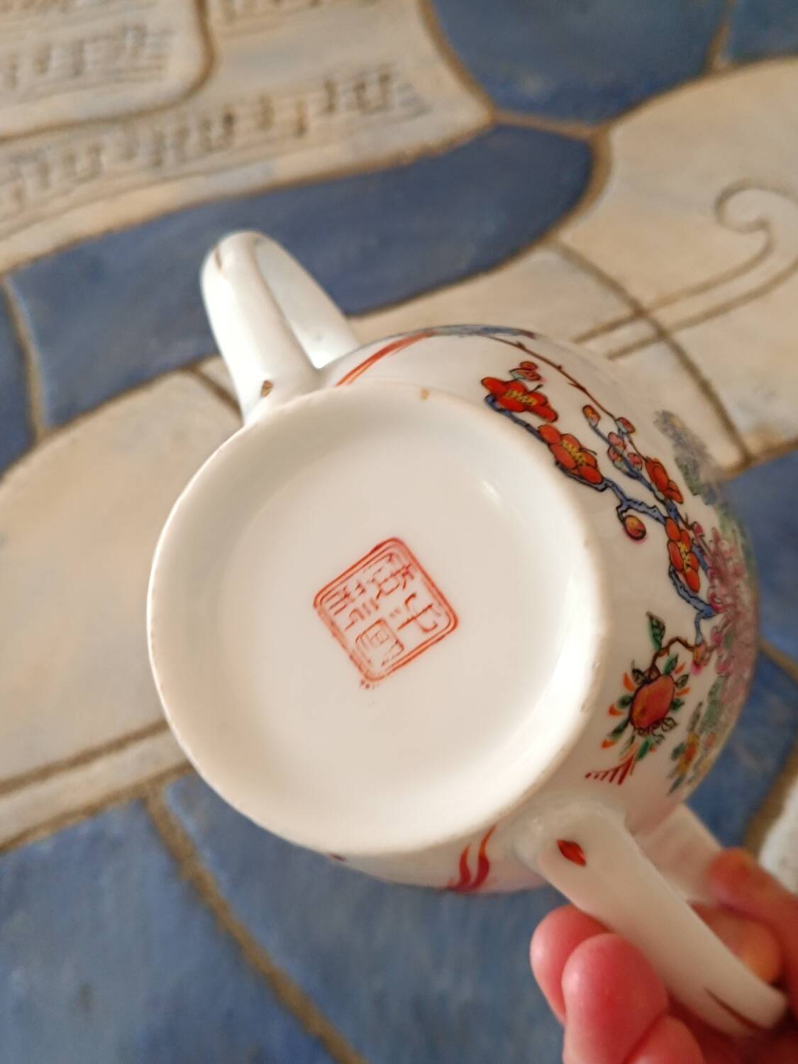 Chinese porcelain tea service sugar bowl