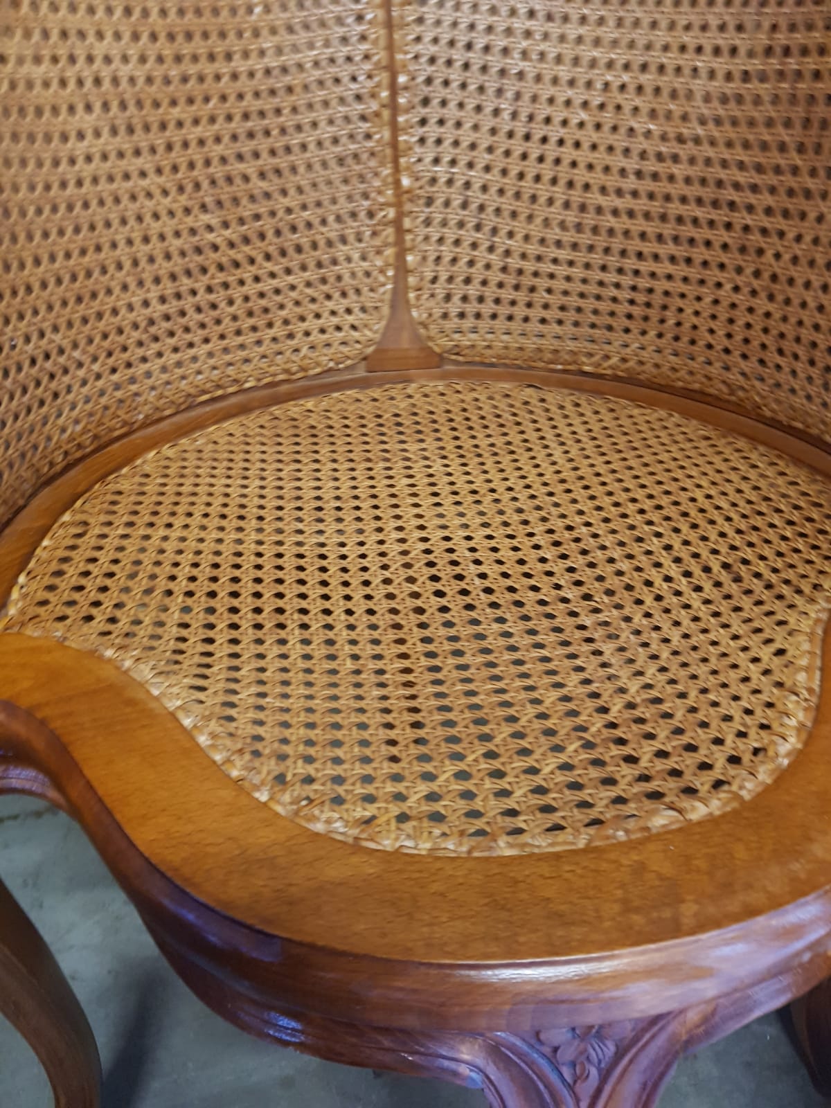 Fauteuil de bureau style Louis XV cuir et cannage