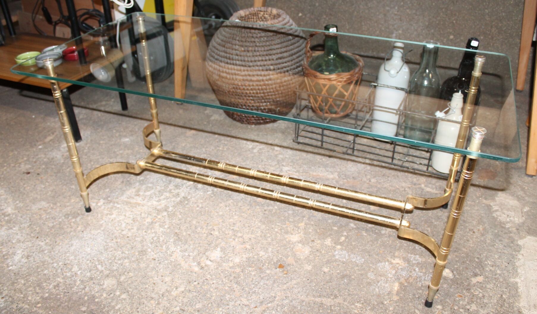 Coffee table glass top