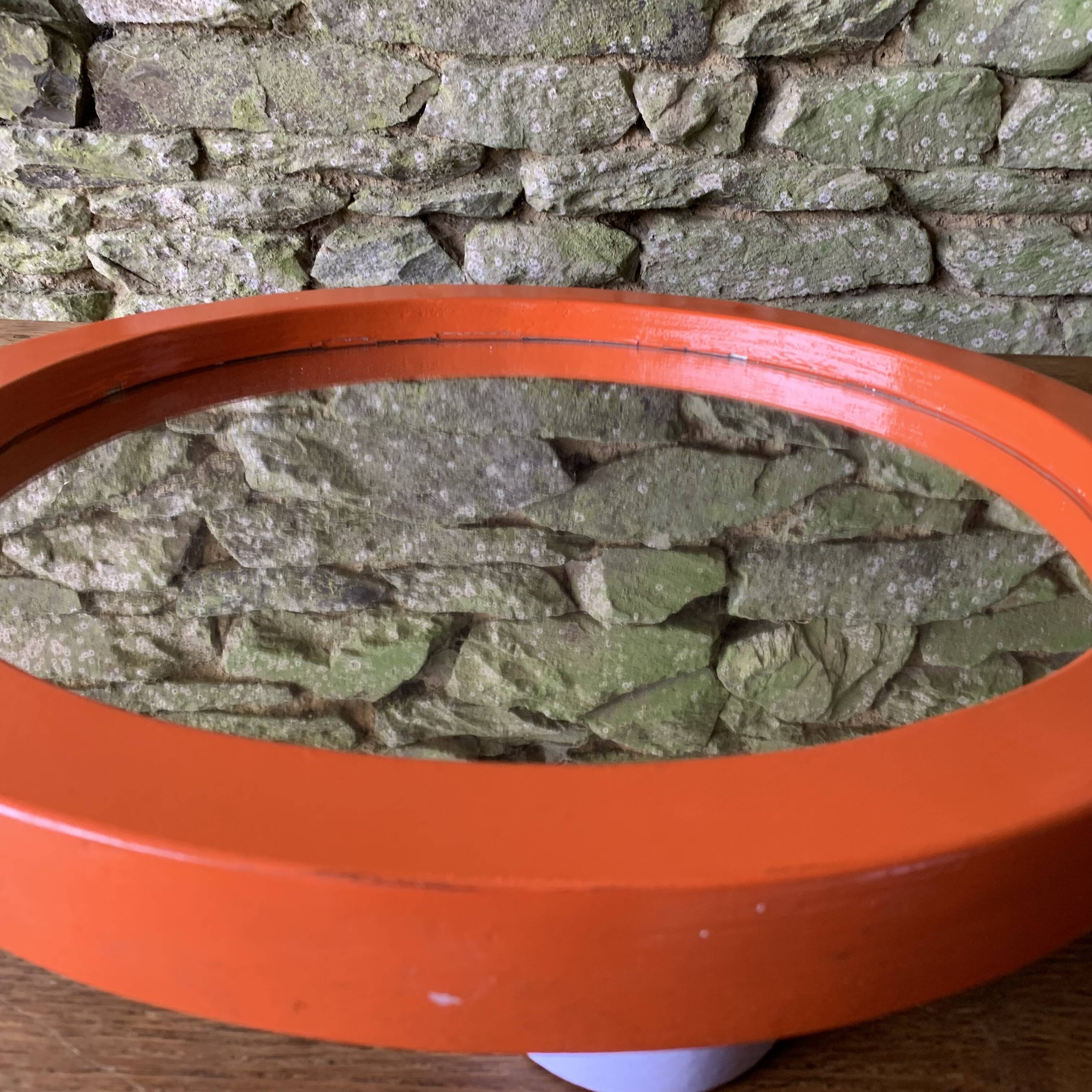 Miroir en bois orange