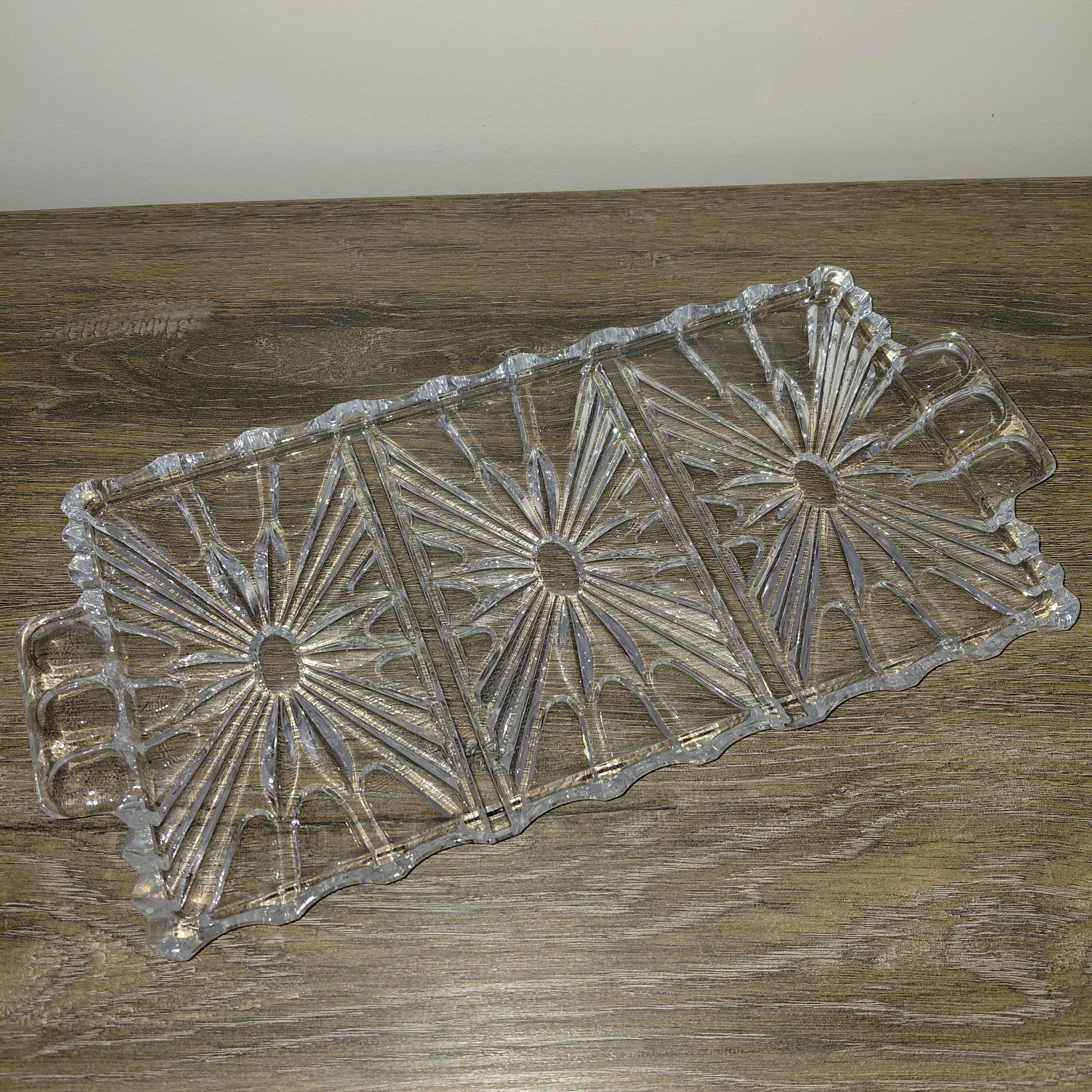Glass serving dish