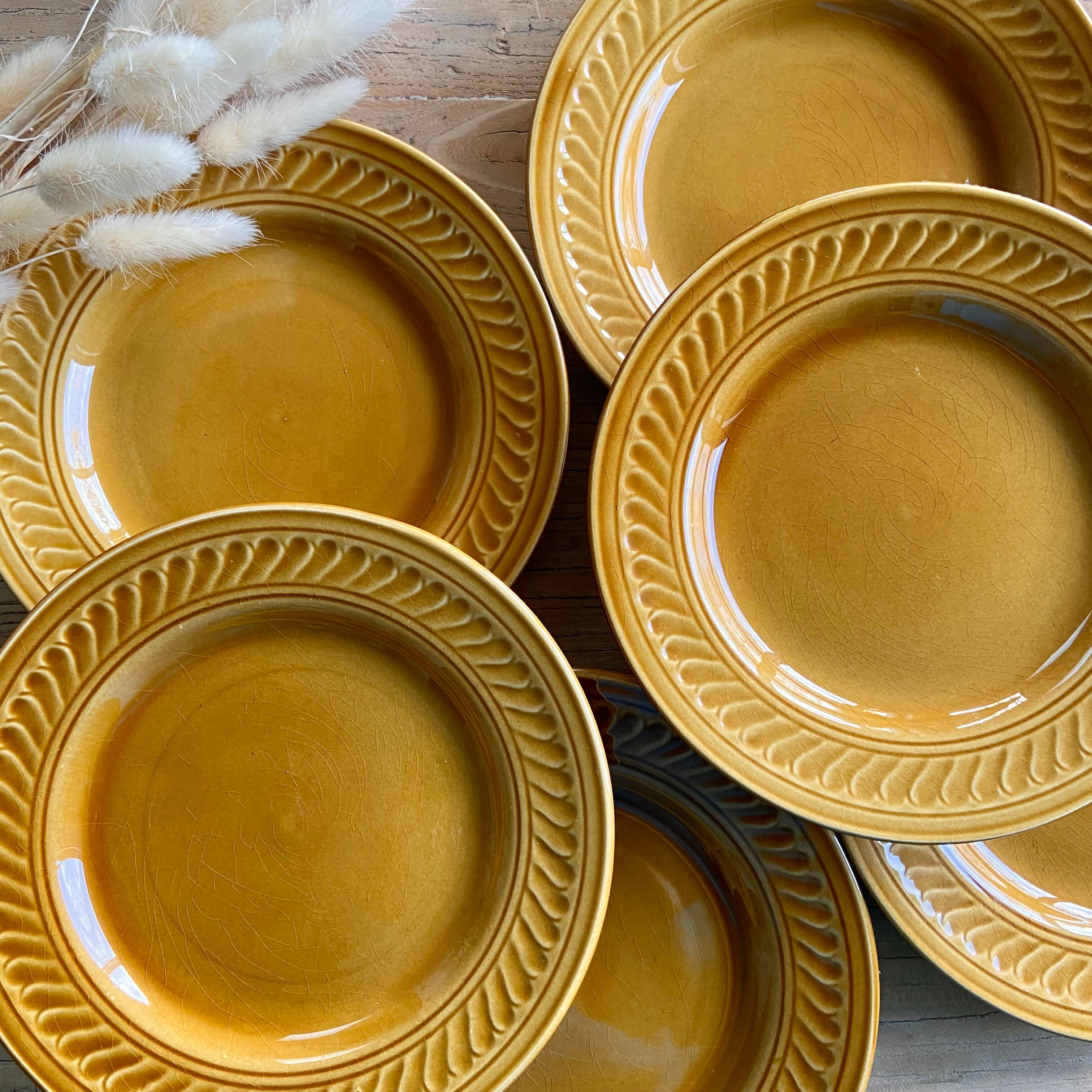 6 vintage gien france dessert plates