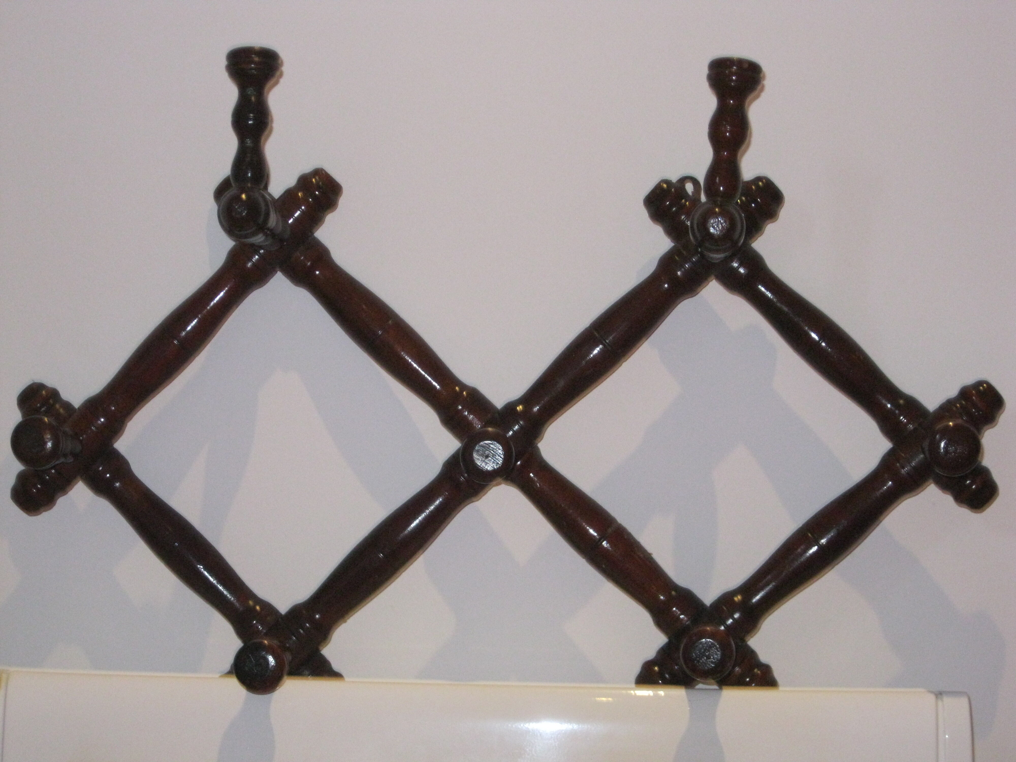Vintage wall rack with braces