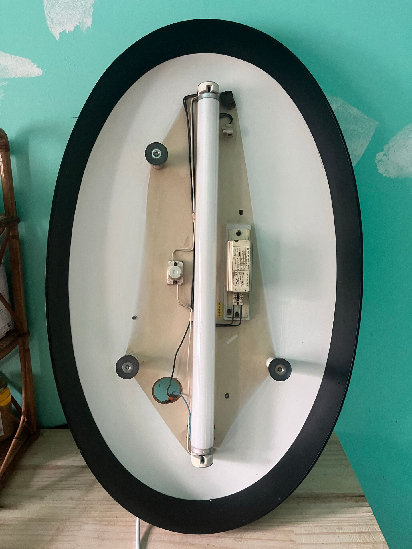 Sublime Vintage Oval Mirror with Lights (1970s/1980s) 50x80 cm – Style