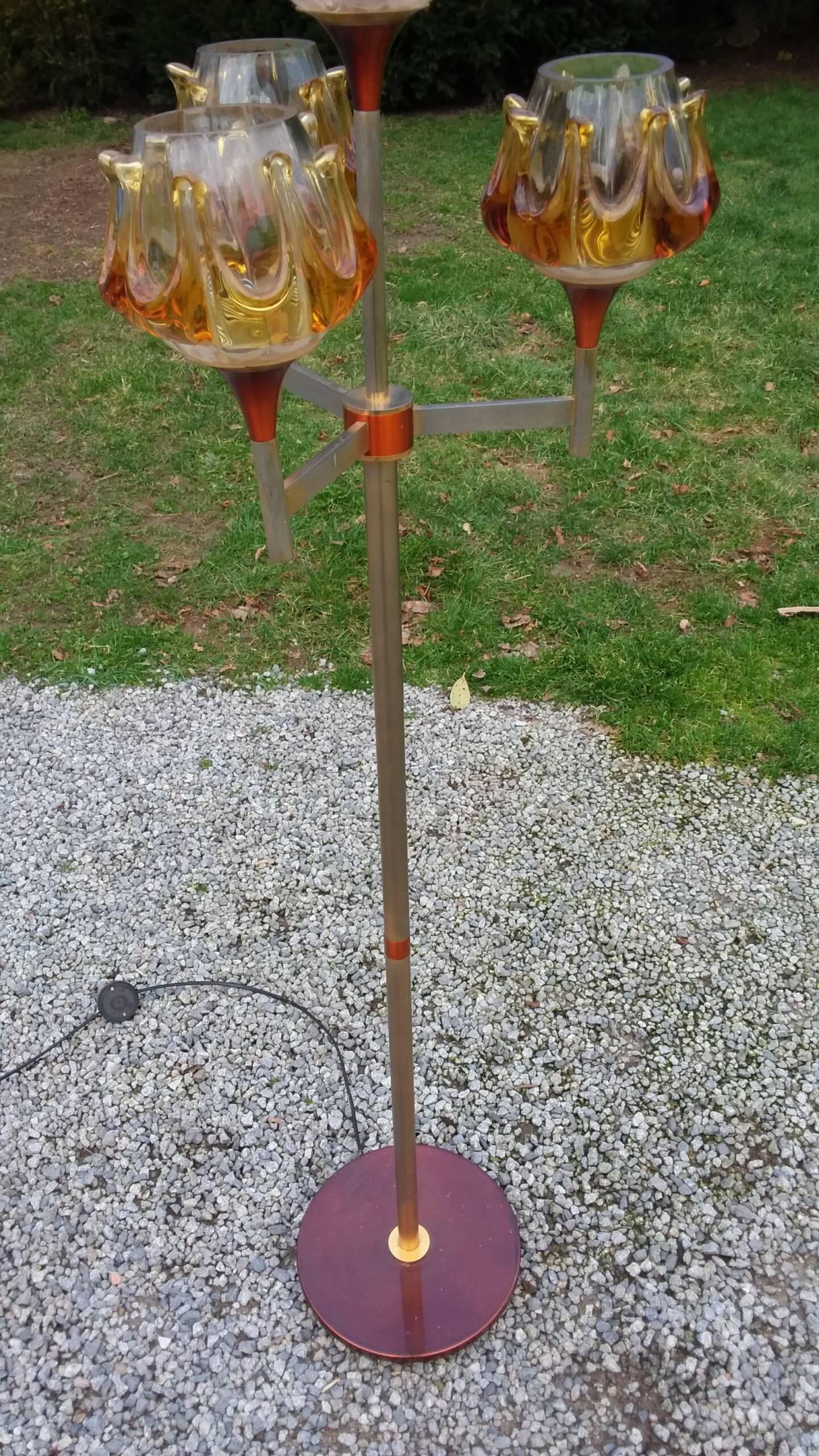 1970s design floor lamp in gold and orange chrome metal with 4 glass tulips