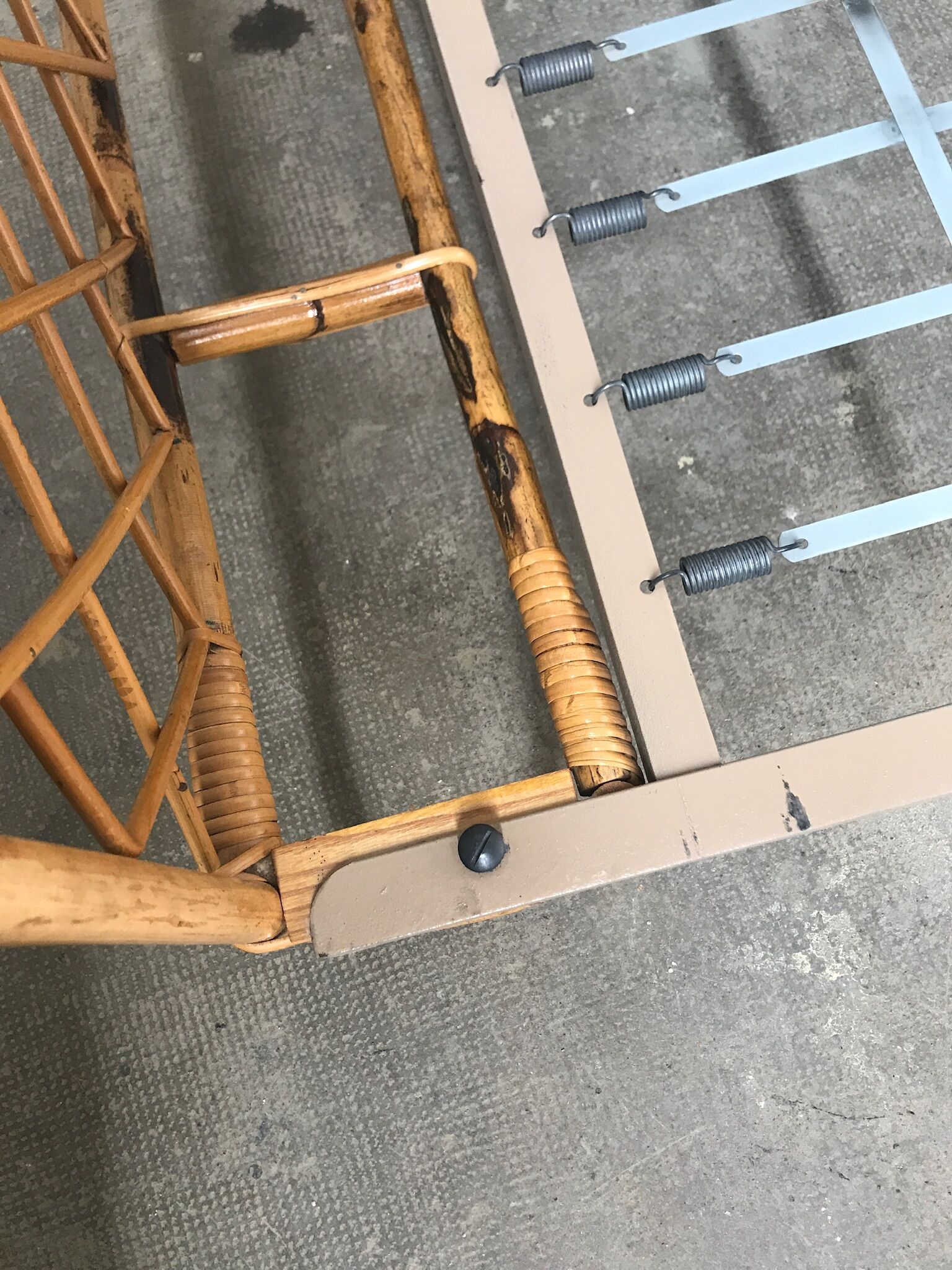 Bed rattan of the 1960s