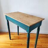 Patinated farmhouse table