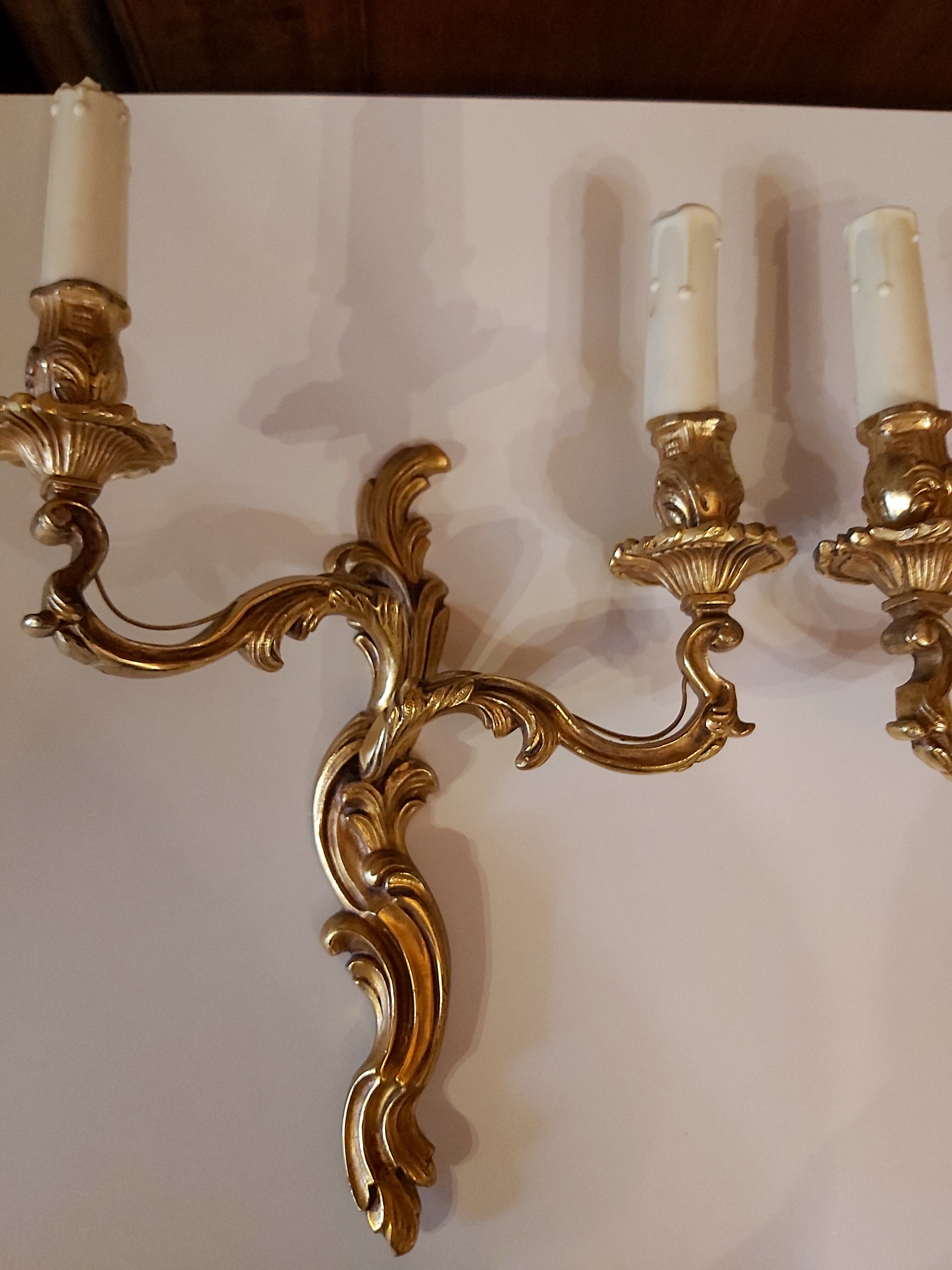 Pair of bronze Wall light