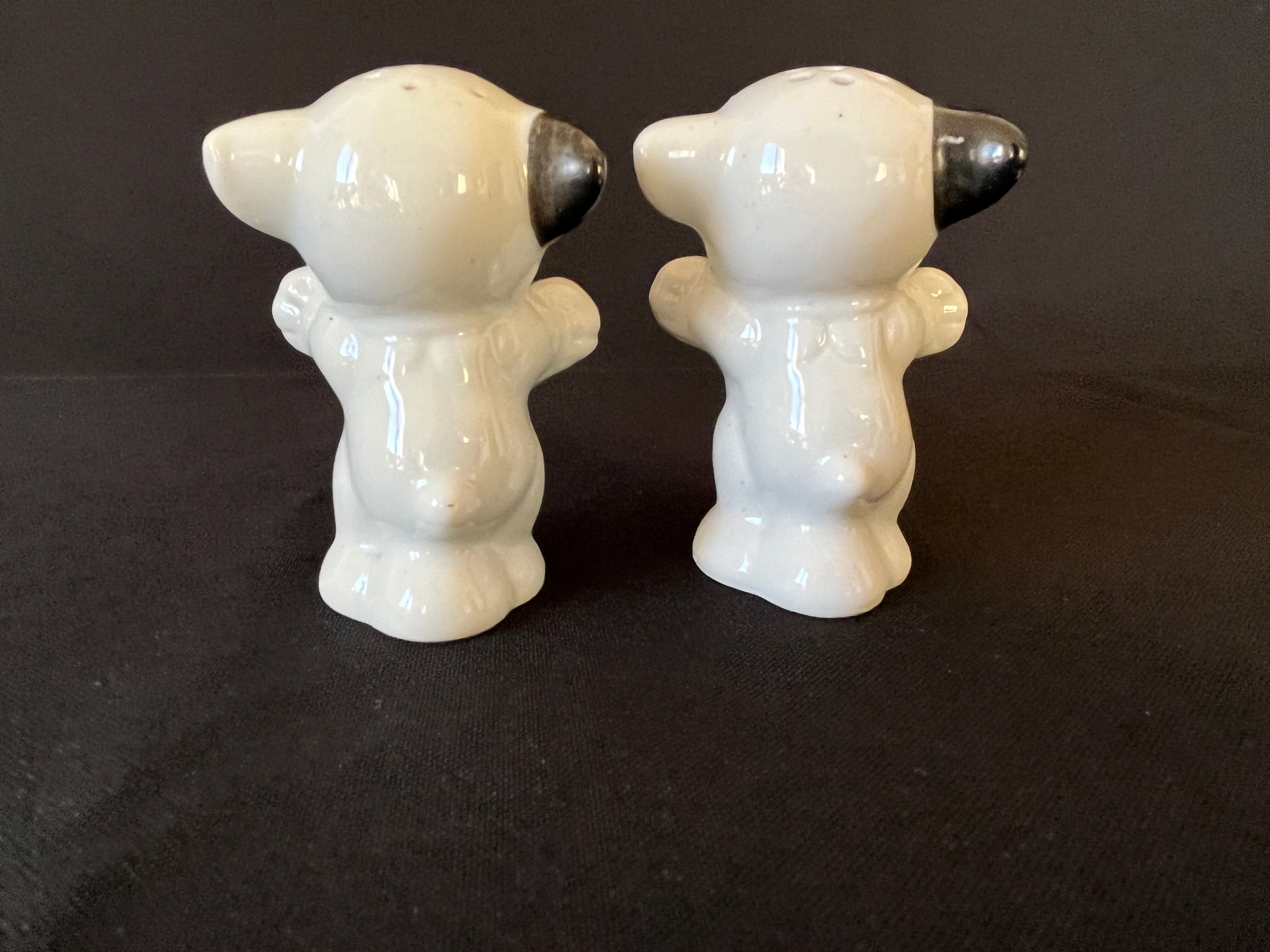 Salière ou poivrier bonzo porcelaine chien bouledogue sel poivre chiot japon art déco