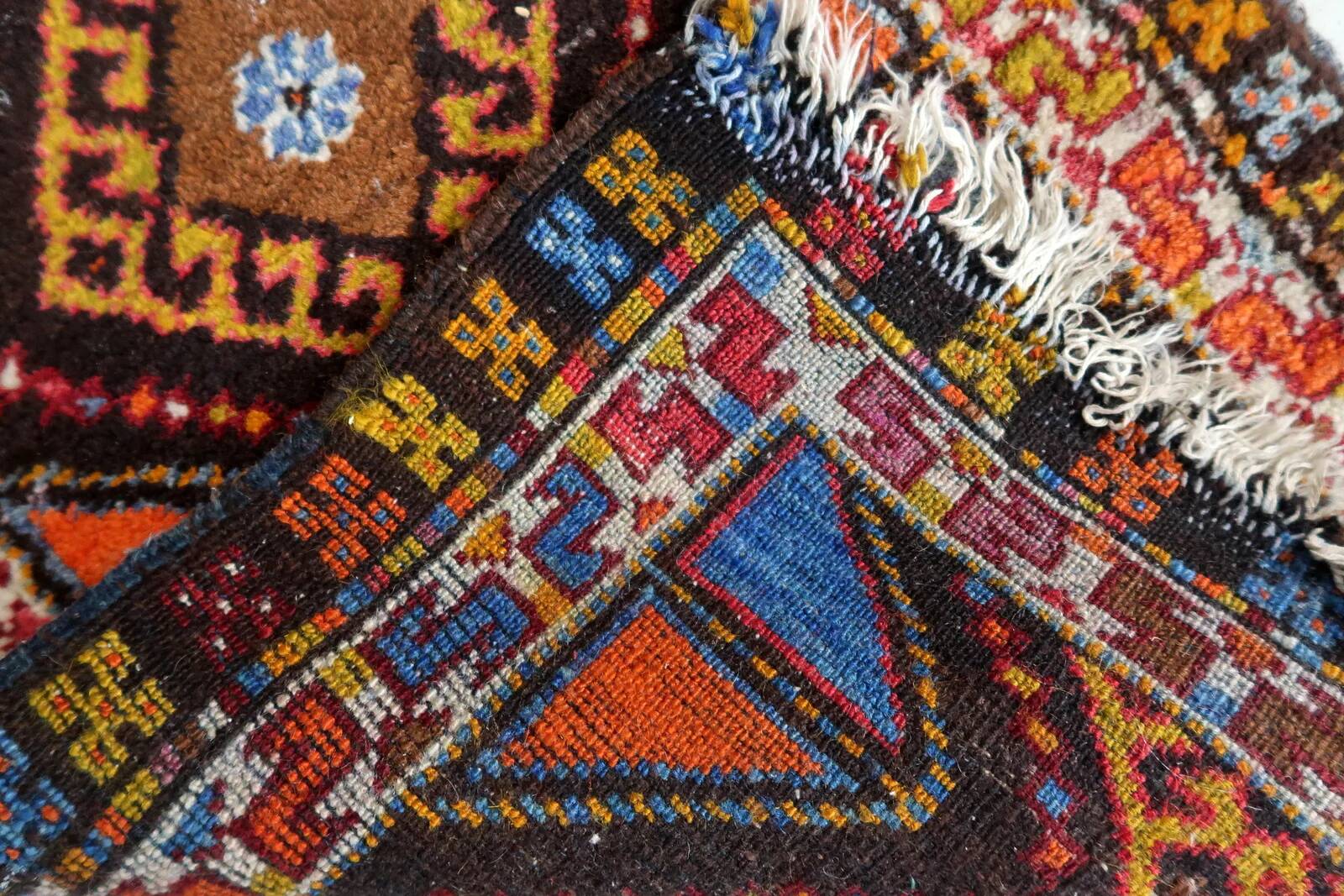Handmade vintage Turkish Yastik rug 54cm x 80cm, 1950s