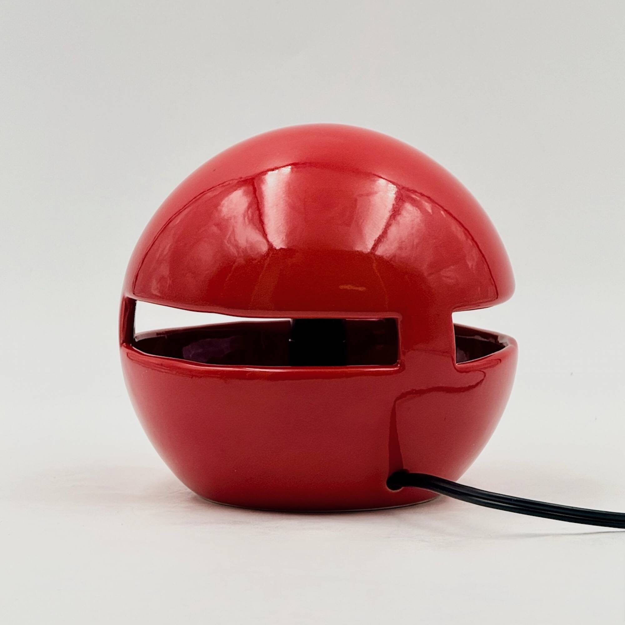Red Space Age lamp in ceramic, Italy, 1970s.