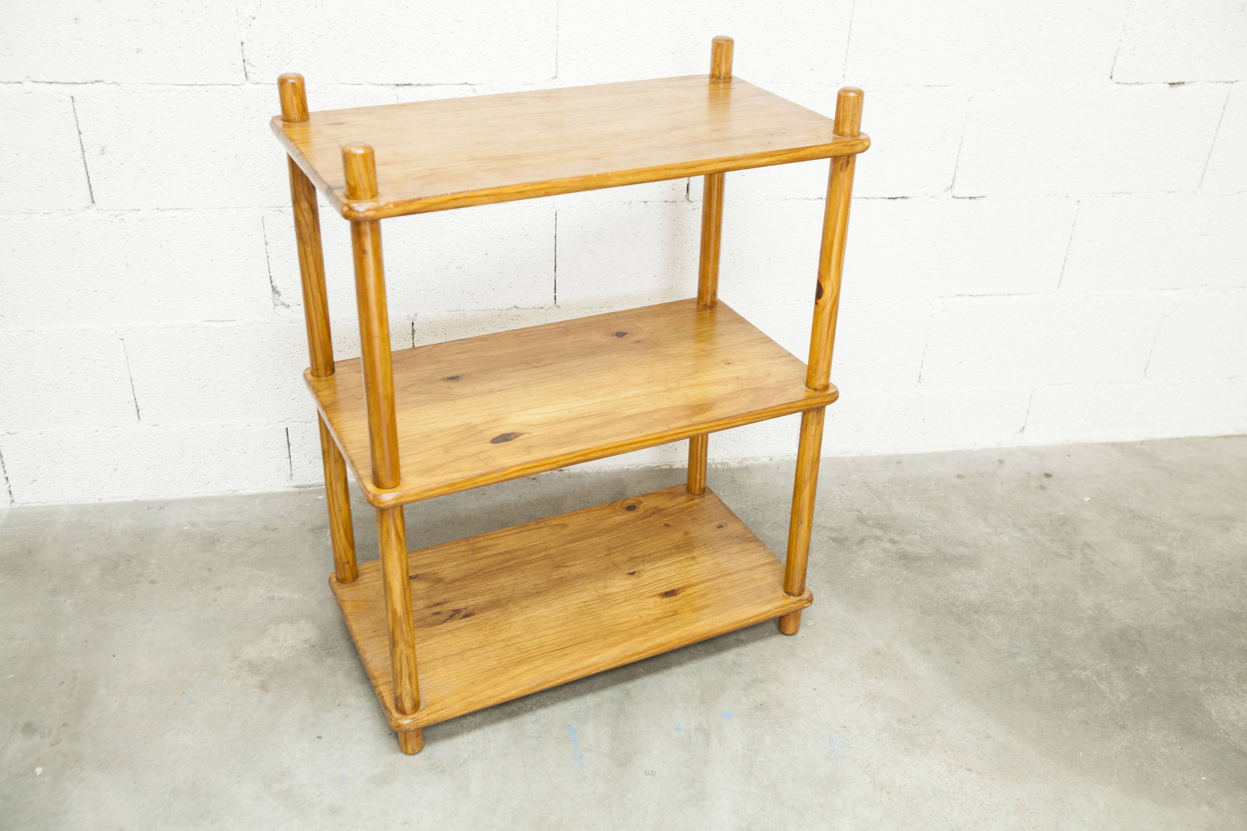 Scandinavian rectangular shelf from the 1960s, made of solid pine with round pencil legs.