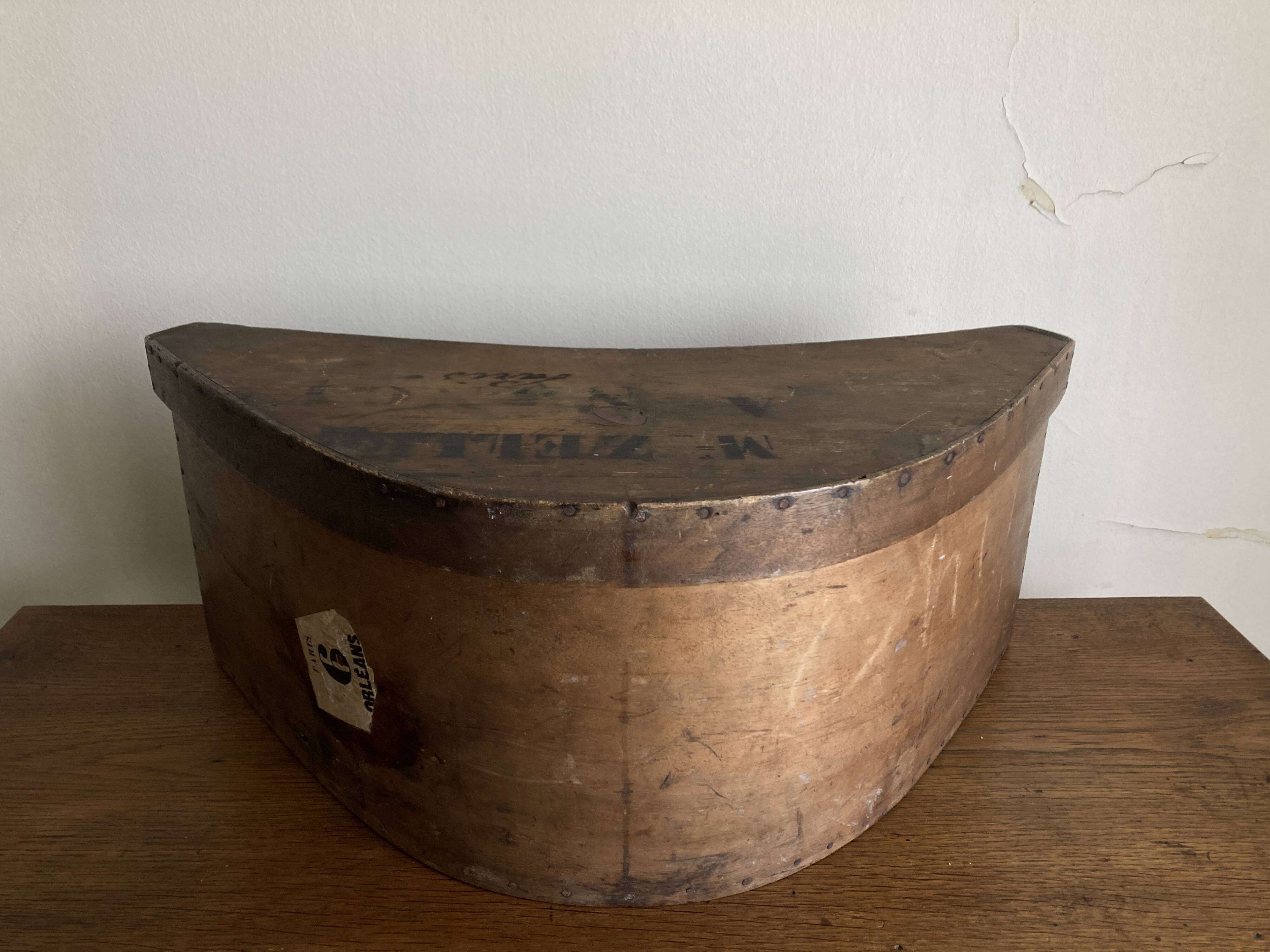 Boite neo classique en bois courbé 19e 1860