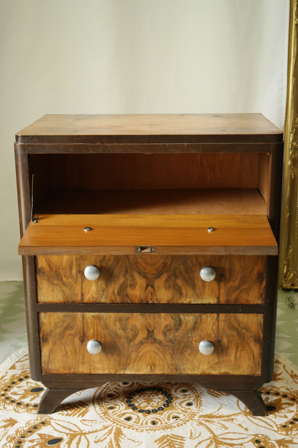 Commode art déco en noyer