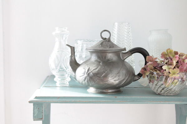 Théière ancienne art déco de marque orivit