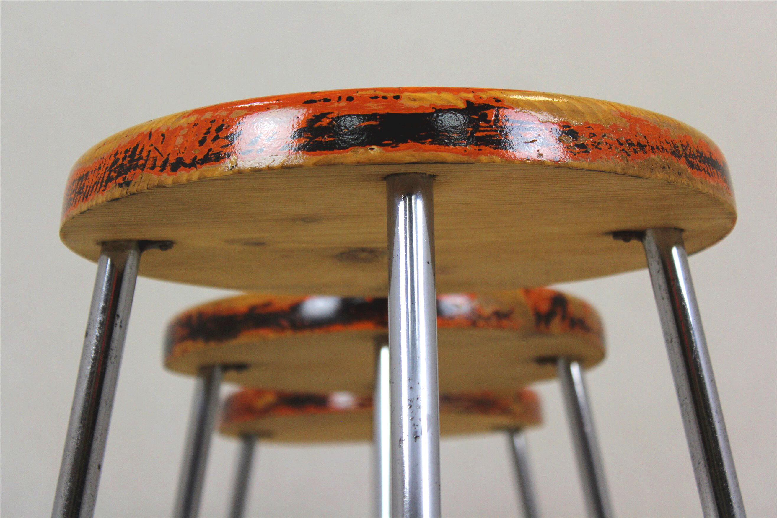 Ensemble de 3 tabourets en acier tubulaire chromé Bauhaus par Robert Slezak, années 1930