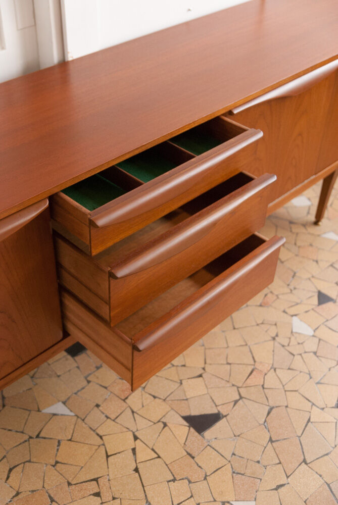 Stonehill Enfilade 198cm