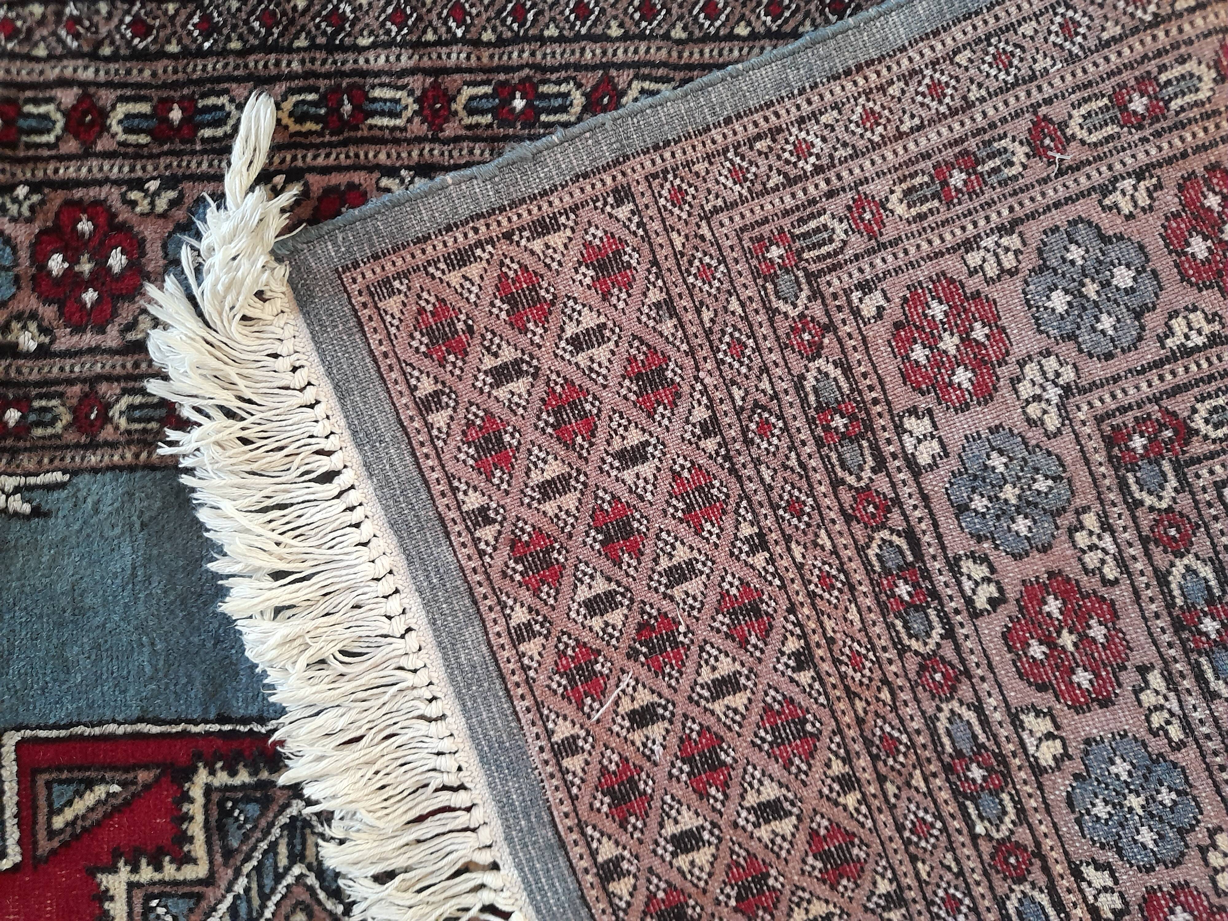 Oriental carpet 170 x 97cm