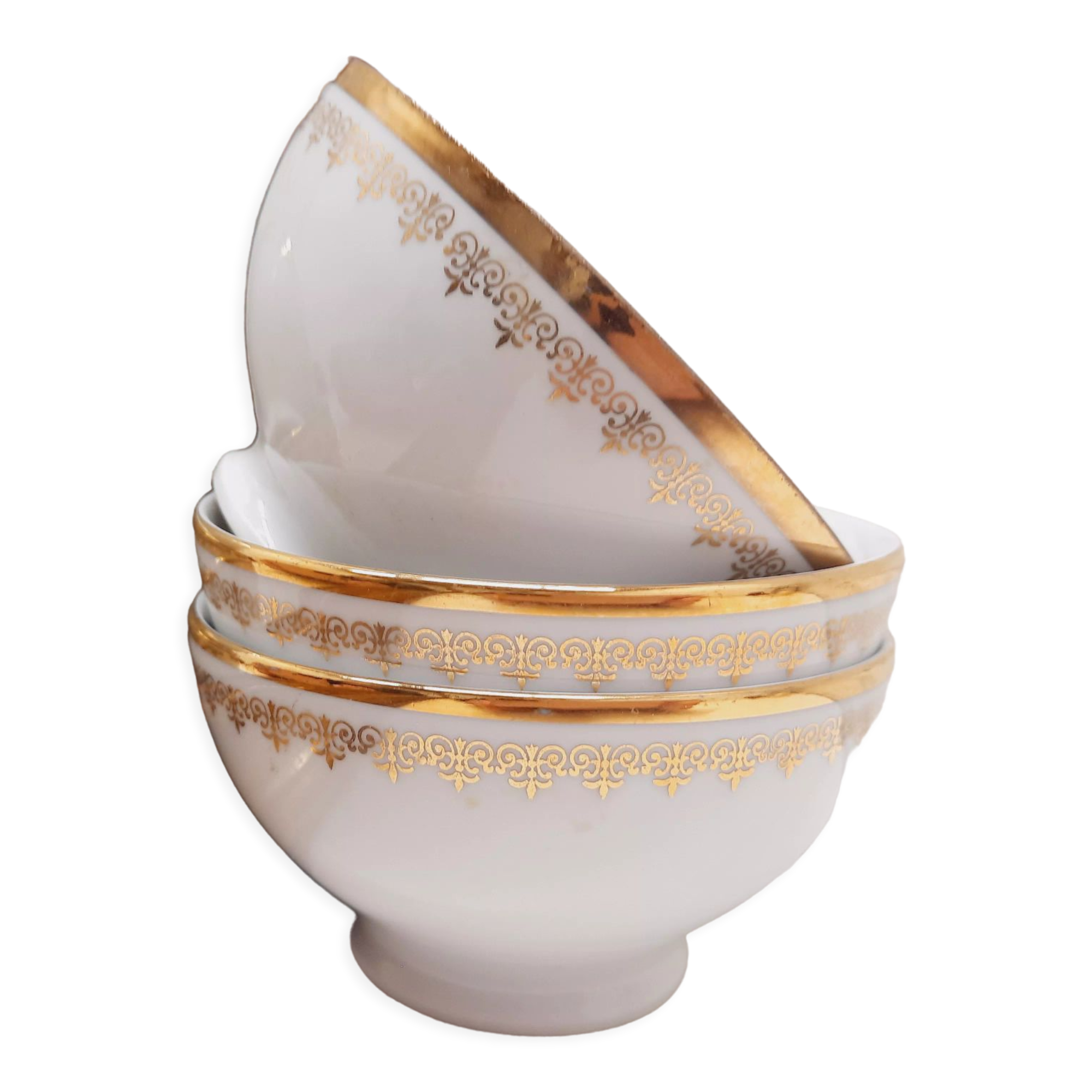 Trio de bols en porcelaine blanc et or
