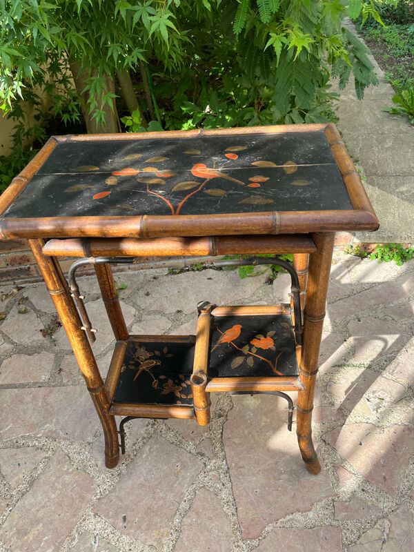 Table d’appoint ancienne en bambou