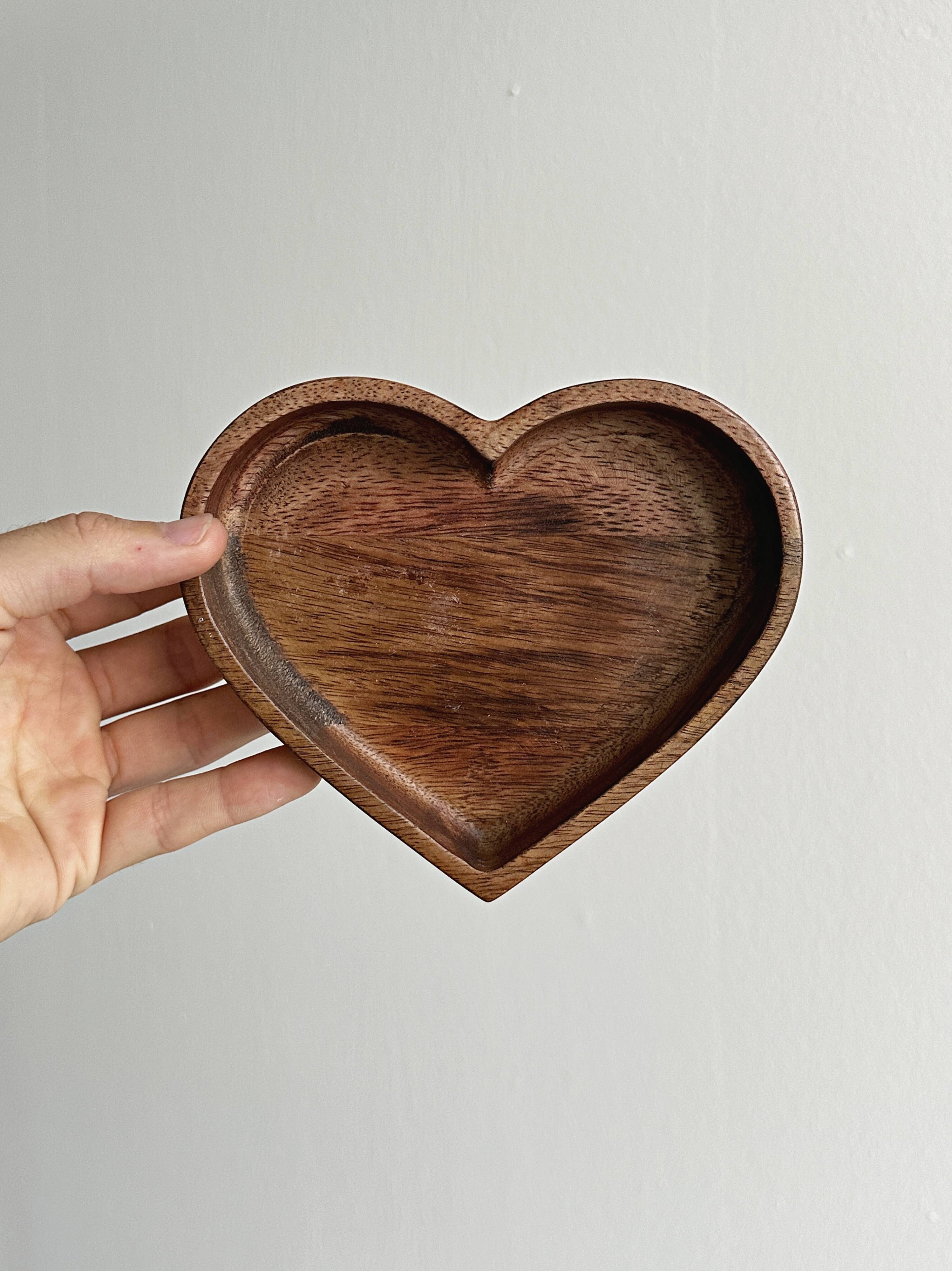 Set de 3 coupelles cœur en bois