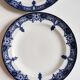 Paire d'assiettes anglaises décor bleu