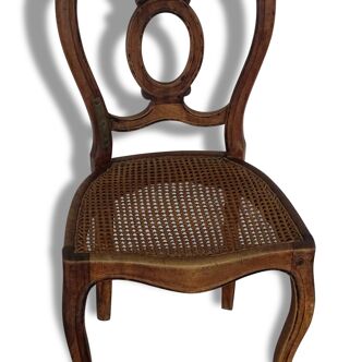 Très belle chaise en bois