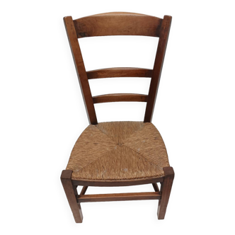 Ancienne chaise de nourrice