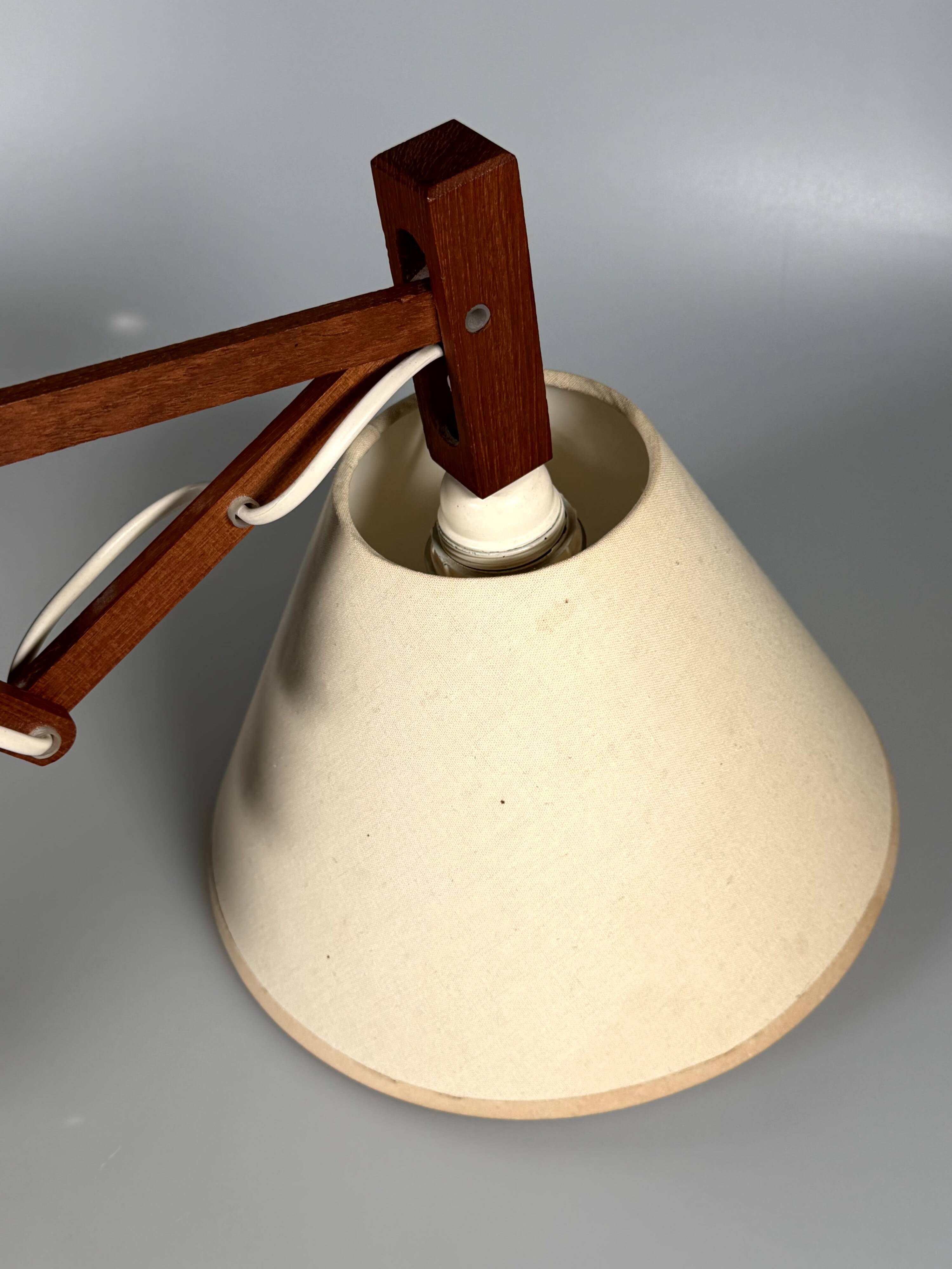 Applique murale des années 1960 1970, lampe ciseaux en teck, Danemark, design danois