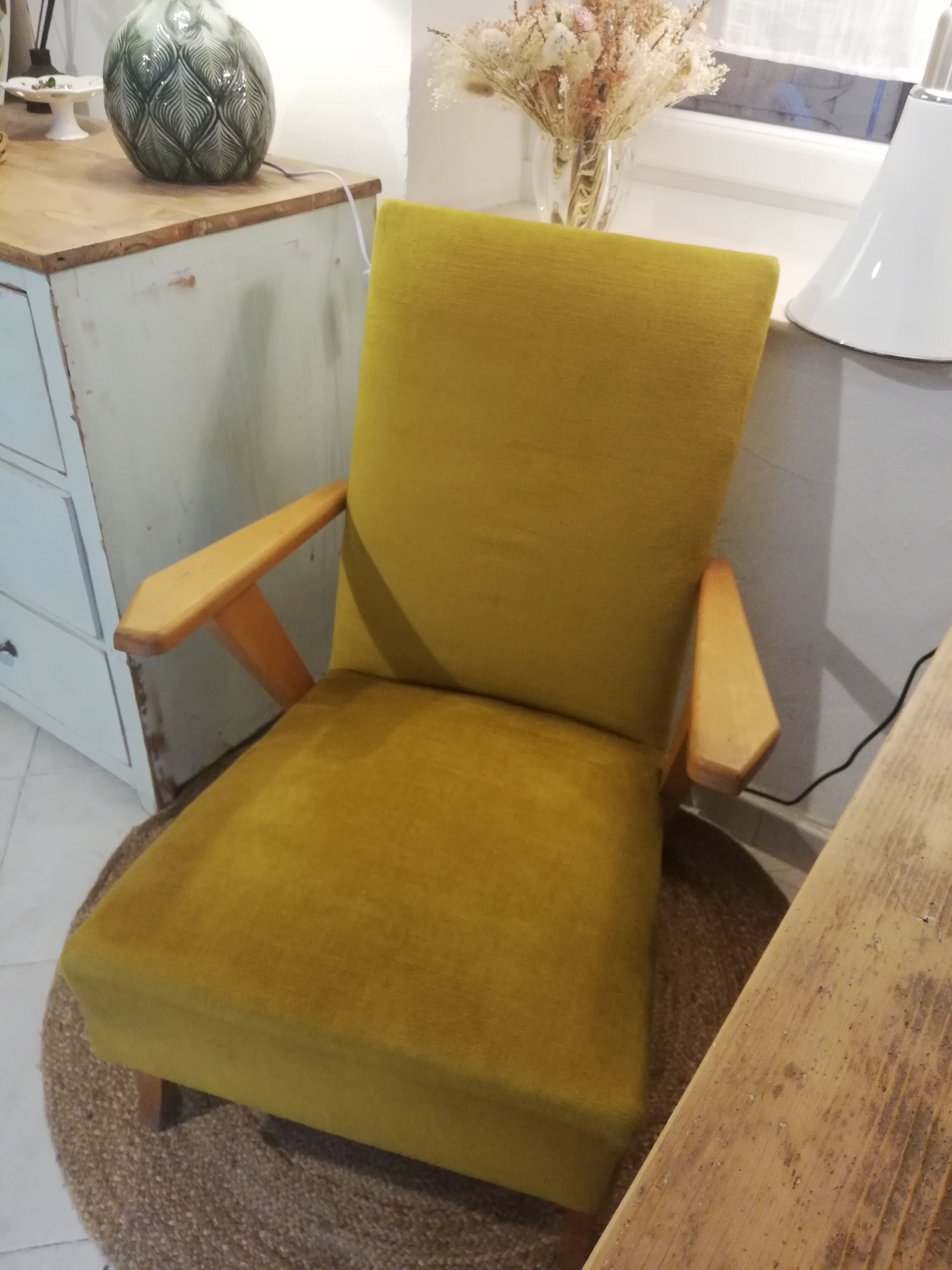 Armchair 50s velvet mustard